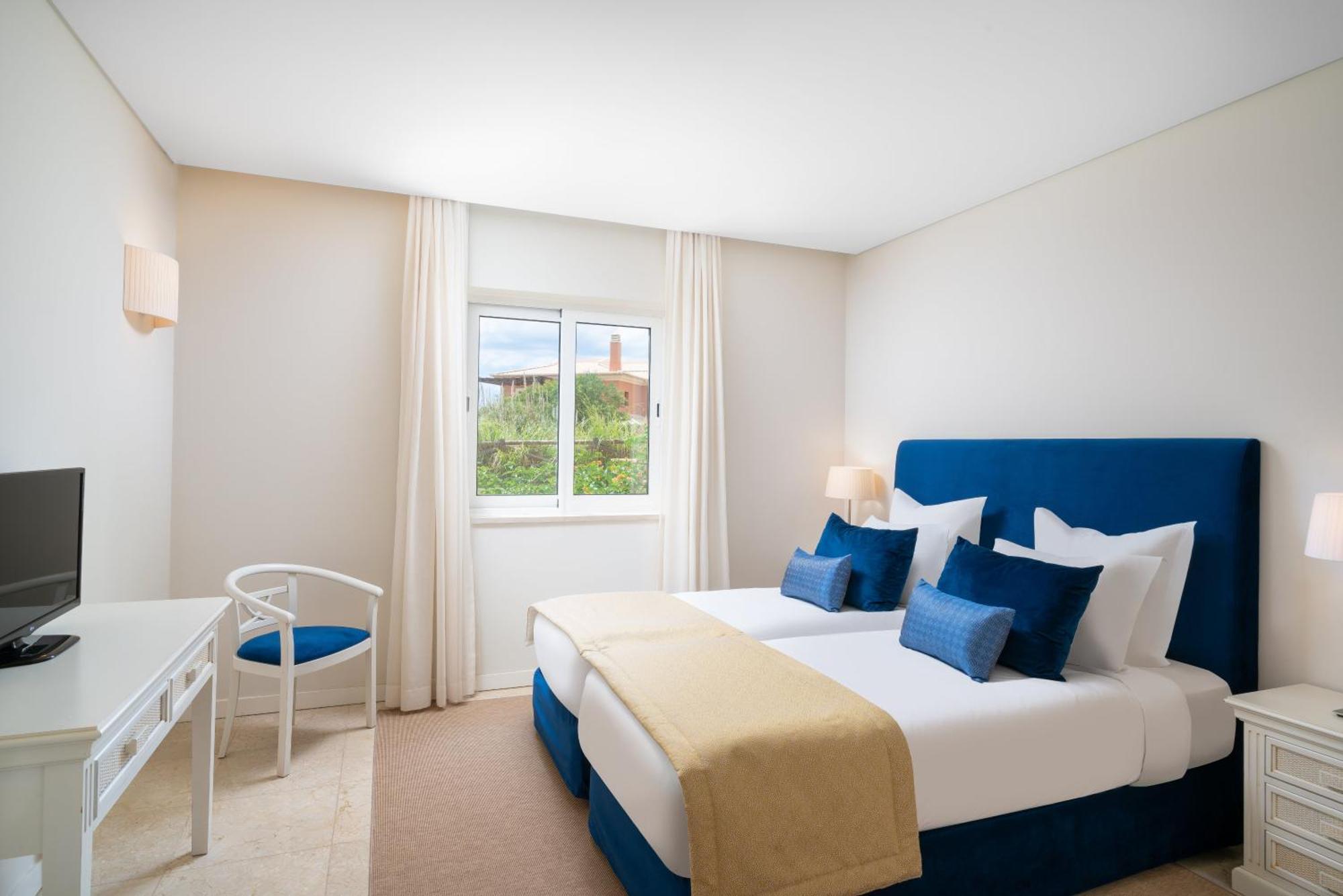 Monte Santo Resort Carvoeiro  Luaran gambar A bedroom at the hotel