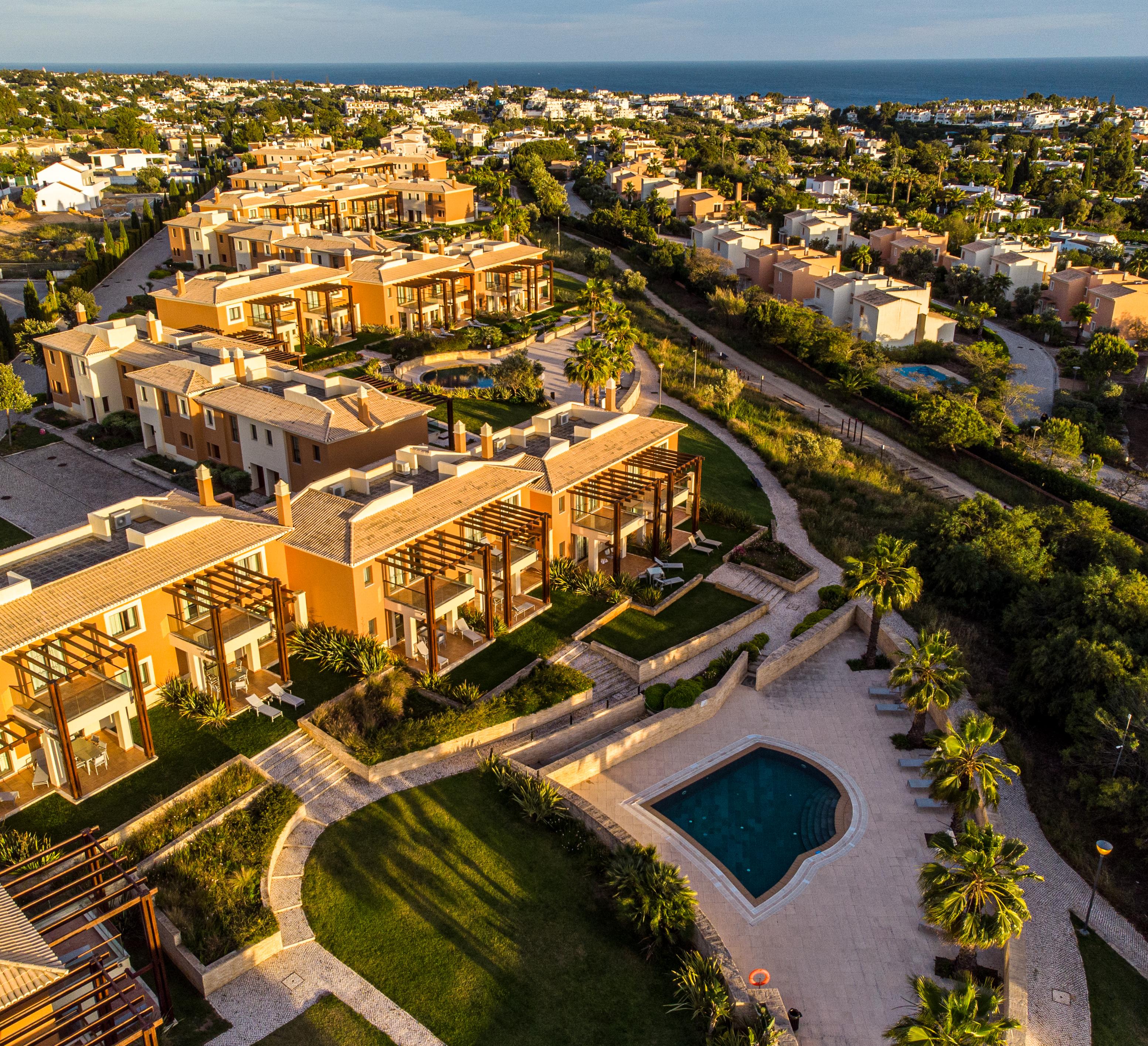 Monte Santo Resort Carvoeiro  Luaran gambar Aerial view of the resort