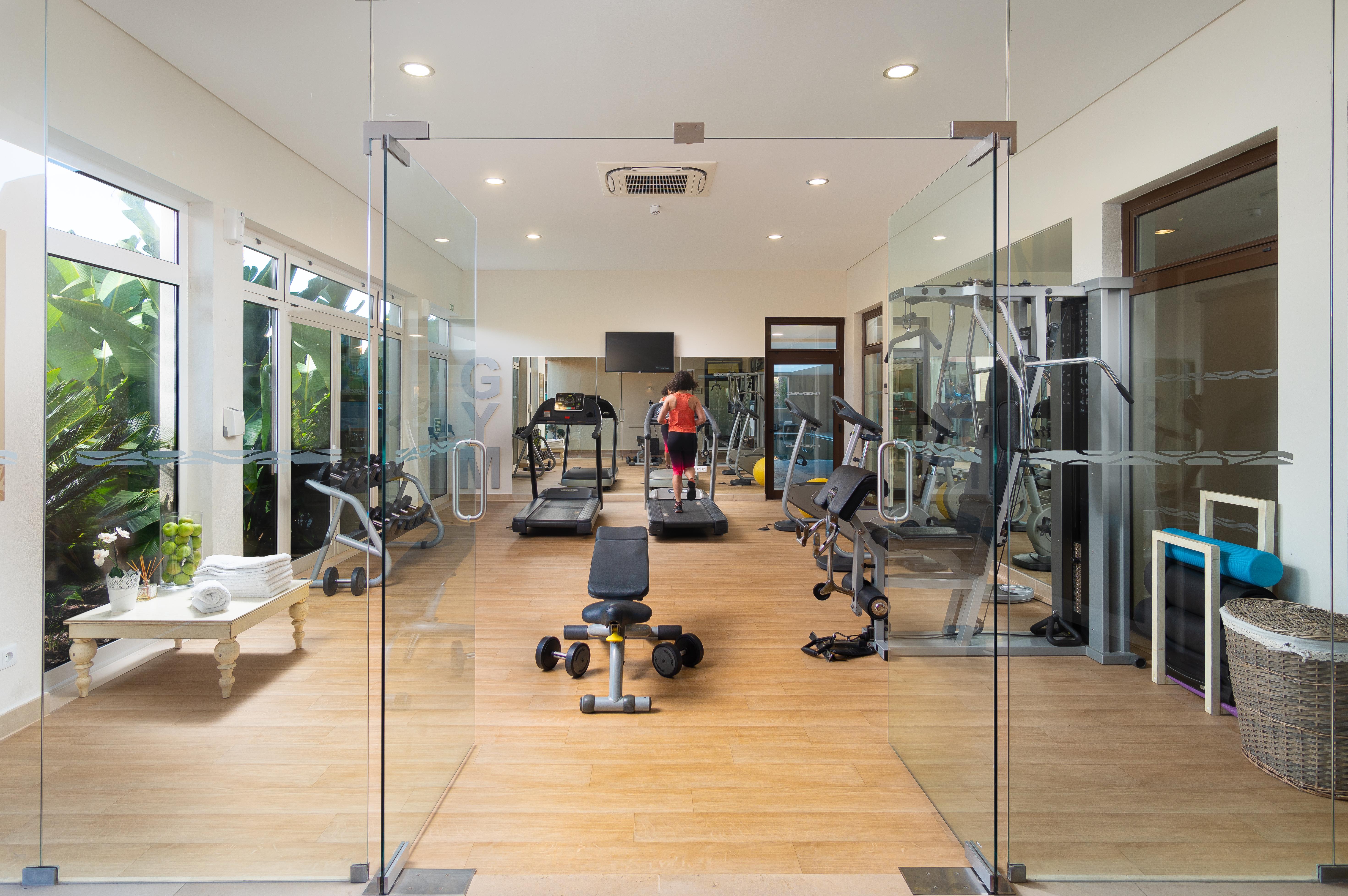 Monte Santo Resort Carvoeiro  Luaran gambar The gym at the hotel