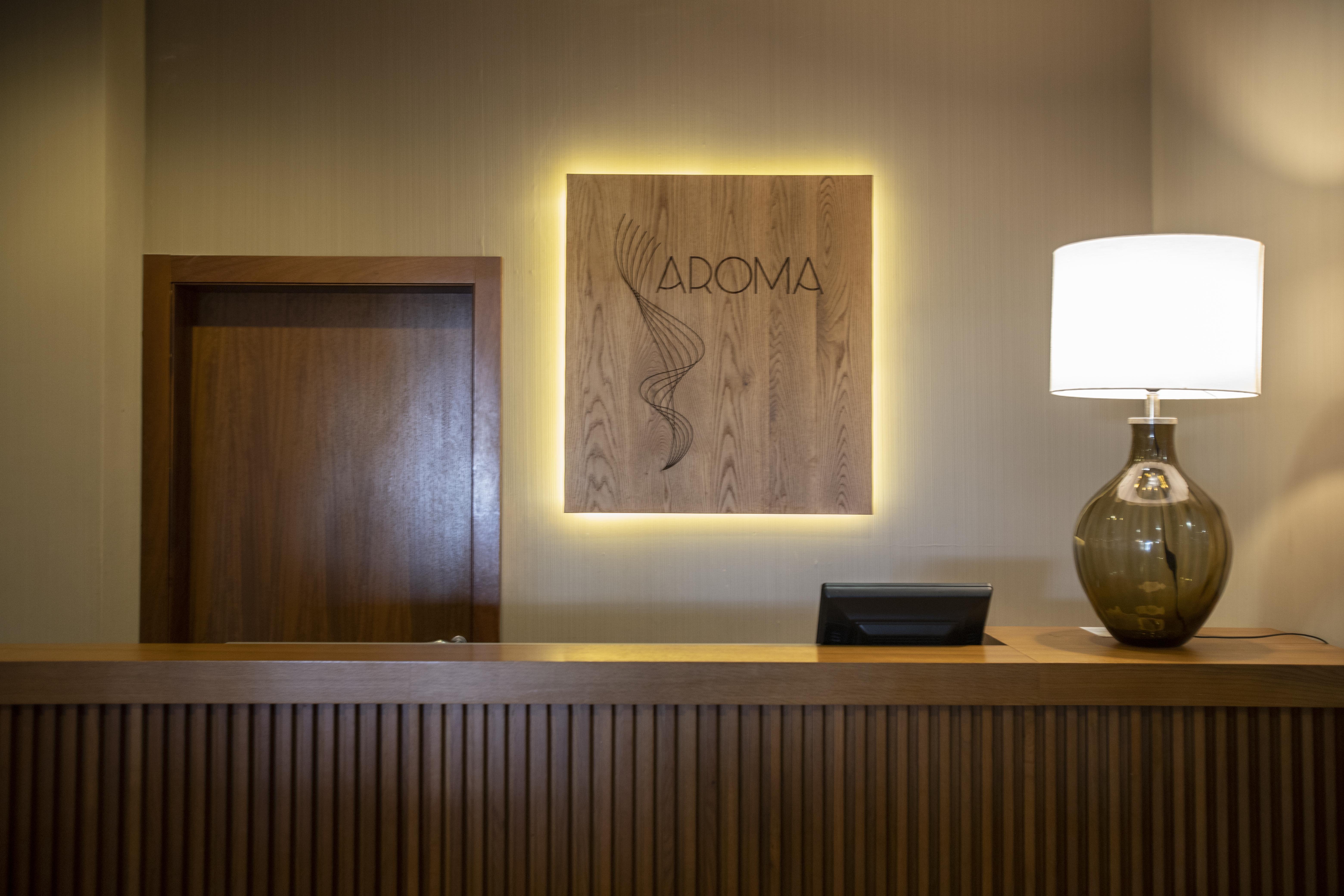 Monte Santo Resort Carvoeiro  Luaran gambar Reception desk at the hotel